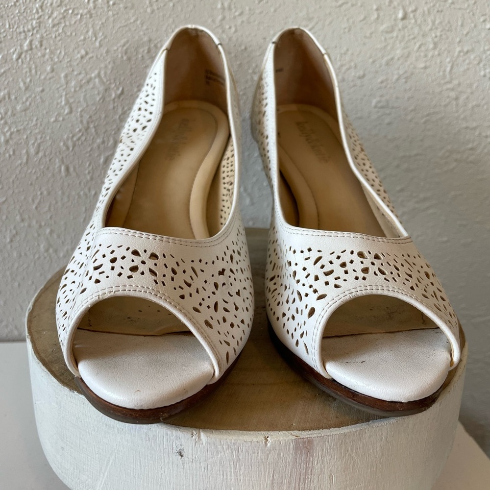 Kelly & Katie White Weave Heels Size 7.5 EUC - Picture 2 of 8